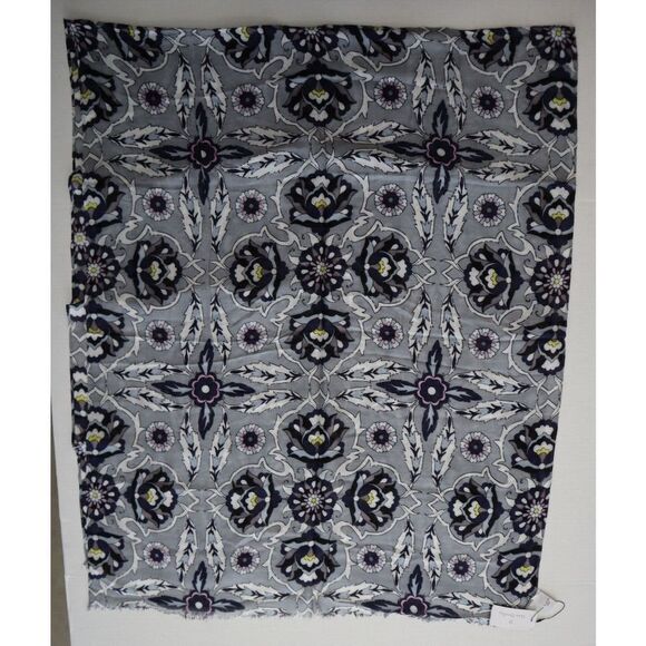 Vera Bradley 22842-X40 Women's Gray *Plaza Tile* Soft Fringe Scarf - Picture 2 of 9